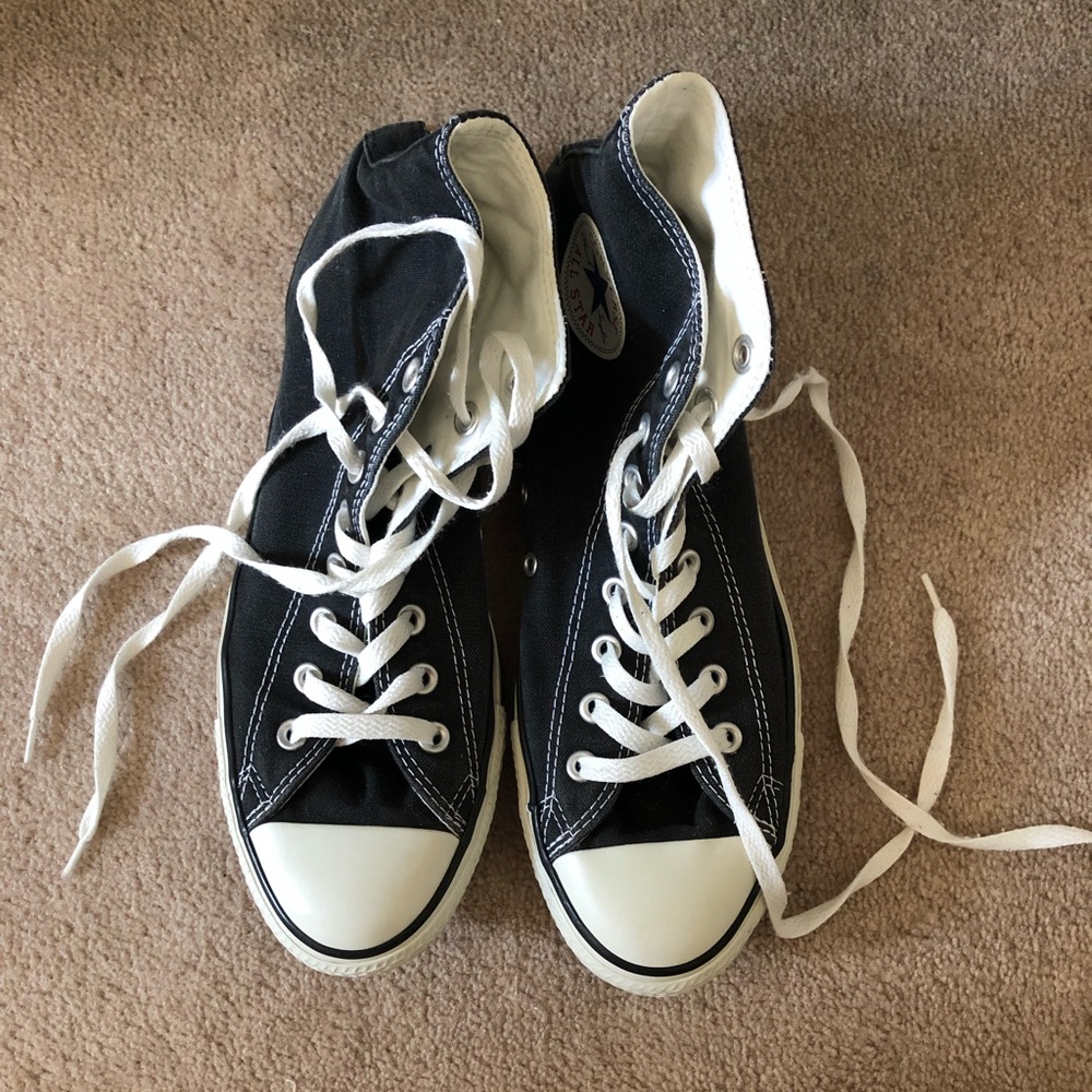 Black high top converse
